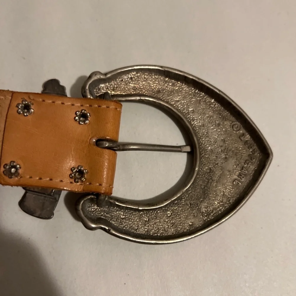 Vintage ACCESSORIES By PEARL Tan Leather Belt Metal Southwest Buckle Medium USA